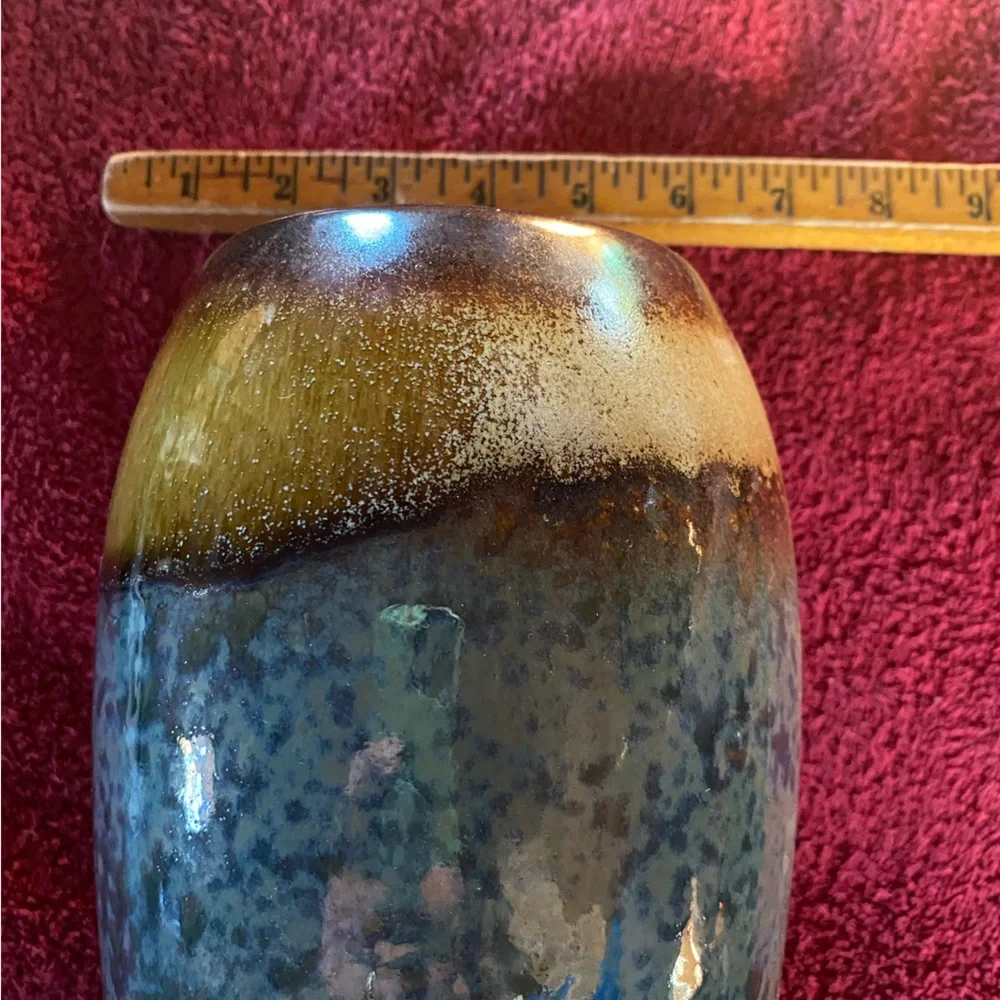 Vase - Picture 3 of 3